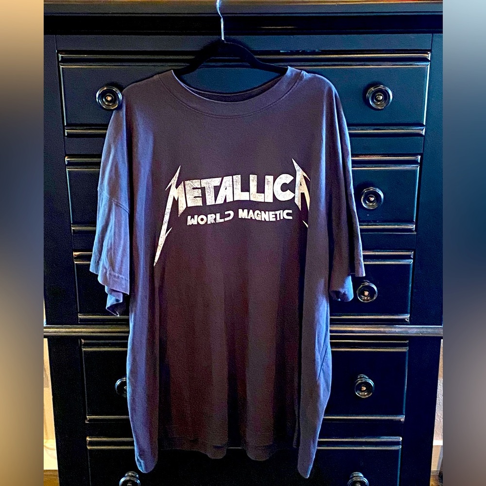 H&M Metallica Oversized Graphic Tee